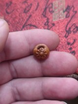 Dragon Tattooate Walnut Pure Handmade Bifacial Engraving Peach Basket Small Peach Basket Suitable for Mens Lady to wear Ginkgo Leaf