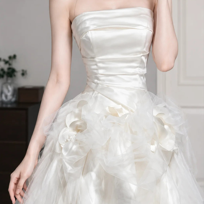Korean-Style Strapless Engagement Light Dress 2026 New White Princess-Style Birthday Mermaid Dress Light Luxury High-End Niche