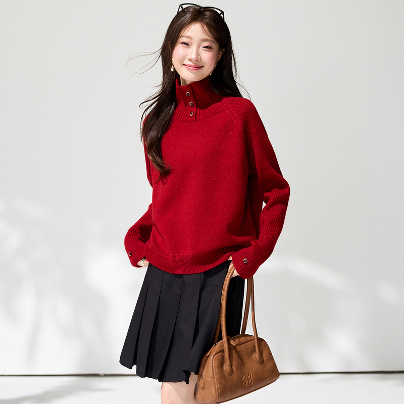 Red Turtleneck Sweater for Women, Thick and Loose-Fitting, with Button Decoration, Knitted Top for 2026 Autumn and Winter