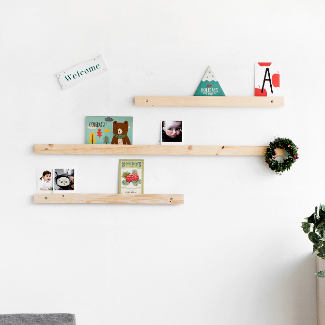 Wall shelf Wall decoration rack Simple photo wall TV background wall decoration European photo wall Solid wood