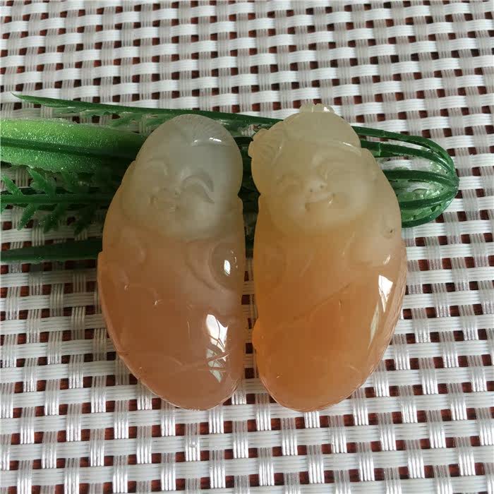Natural jade Huanglong Jade A pair of pendants for golden children and jade girls