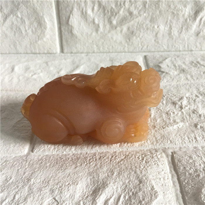 Natural jade yellow dragon jade A goods ancient beast ornaments