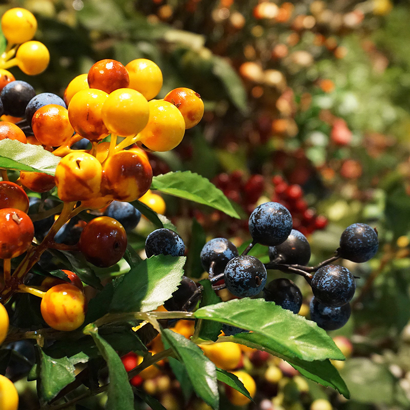 Eurostyle Fake Flowers Potted Flowers Emulated Flowers Living Room Table Blueberry Fruit Pendulum small with branches Bouquet Dried Flowers