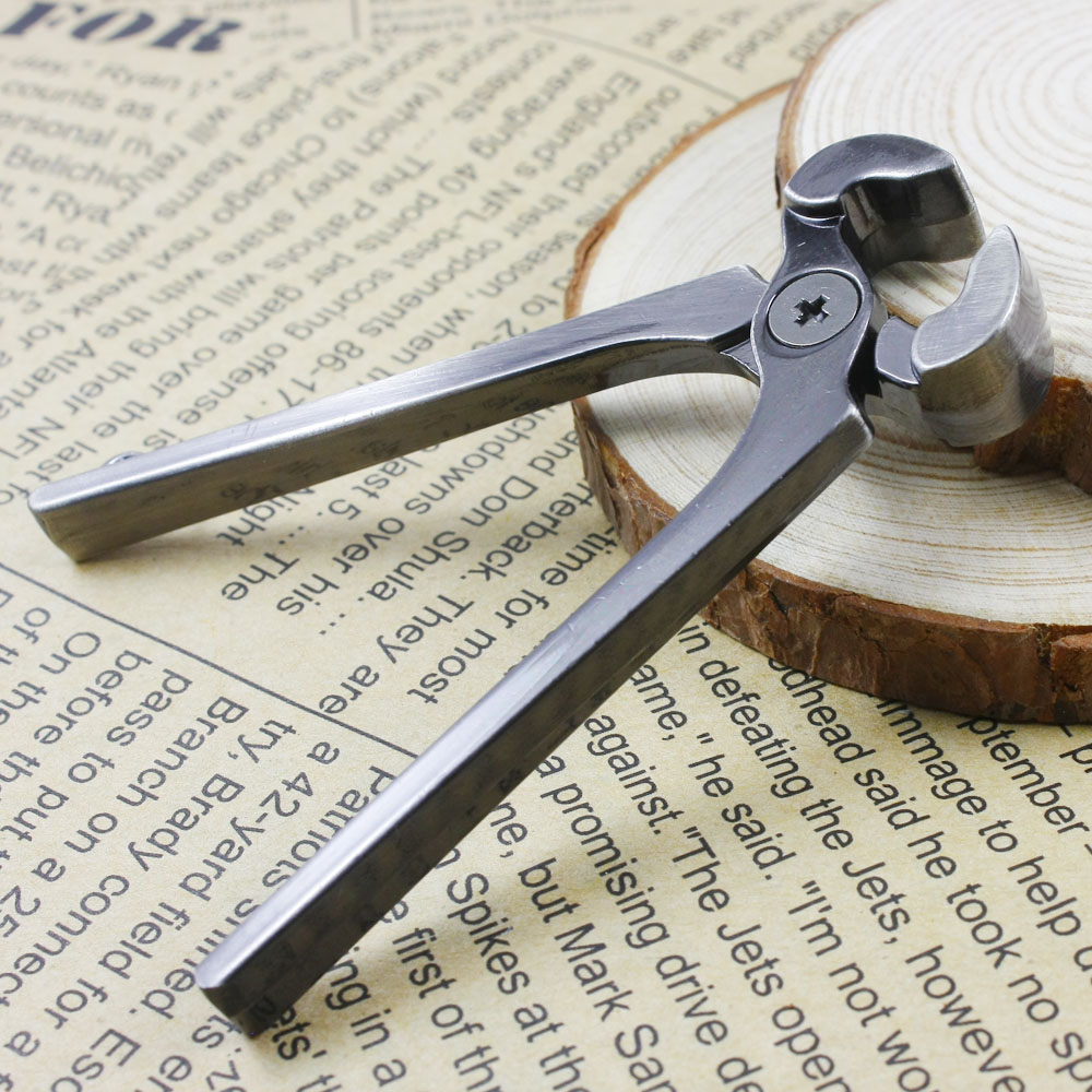 Gadget clamp DIY keybutton accessories Creative mini - pliers Men's keyring hanging pieces