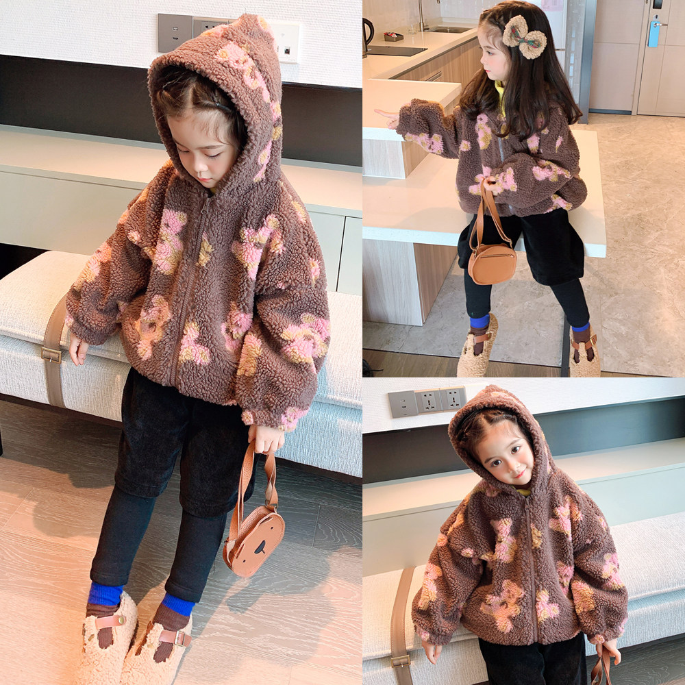 Girls fleece jacket hooded autumn and winter 2021 new Korean version of the children's baby Western style net red bear hooded top