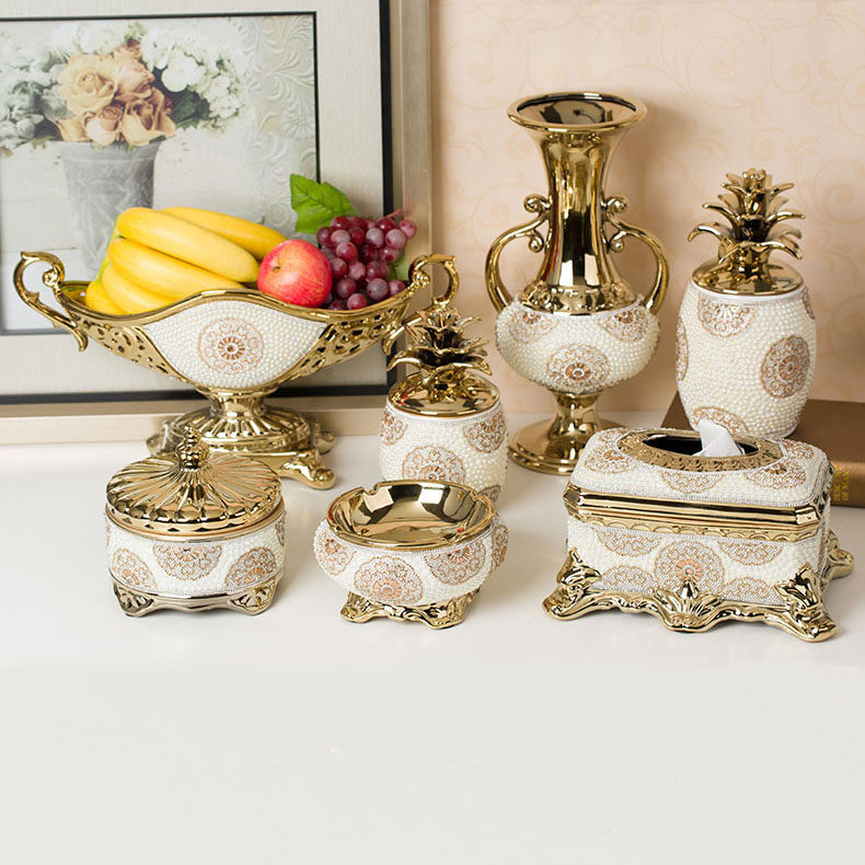 ��Ȼŷʽ��ɫ�մɰڼ�