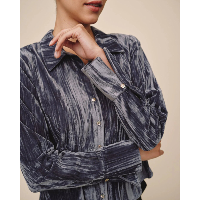 Foreign Trade Order Vintage Velvet Long-Sleeved Shirt Pleated Texture Velvet Shirt Foreign Trade Order Vintage Velvet Long-Sleeved Shirt Pleated Texture Velvet Shirt