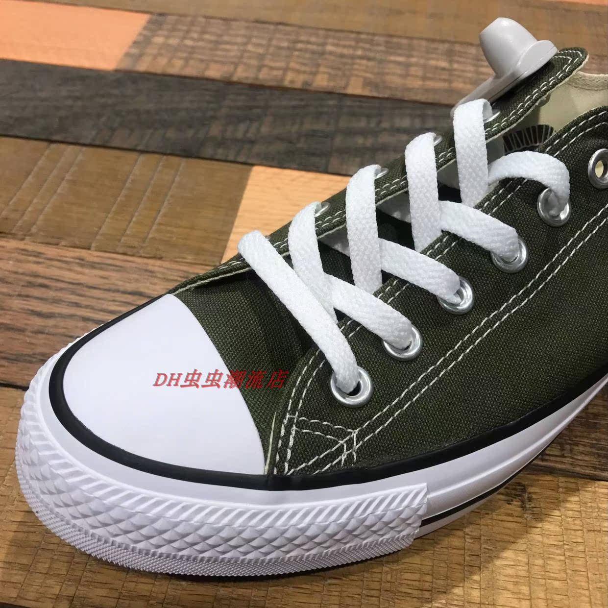 CONVERSE Giày nam cổ điển Converse giày nữ màu xanh lá cây rắn màu thấp giày vải 151184C giày nữ thể thao