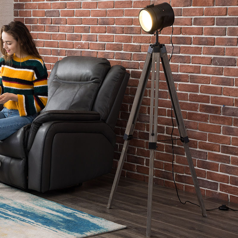 Hot-Selling Creative Nordic-Style Standing Floor Lamp for Living Room, Simple Led American Modern Tripod Design, Fashionable Study Room Solid Wood Floor Lamp