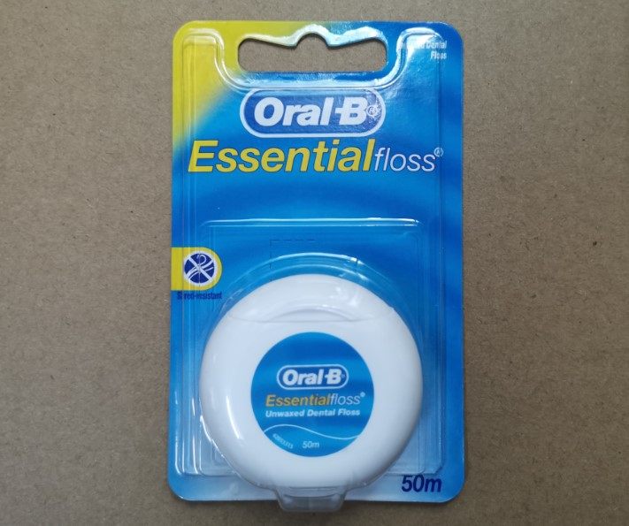 Taiwan counter direct purchase Oral-B Oral-B wax-free original dental floss 50 meters