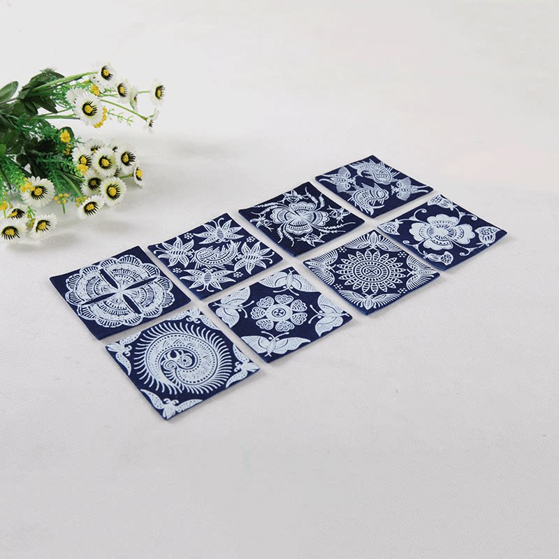 Guizhou Miao Batik printing and dyeing coasters Small tea mats Home furnishings Foreign affairs gifts National characteristics of the hand gift pairs