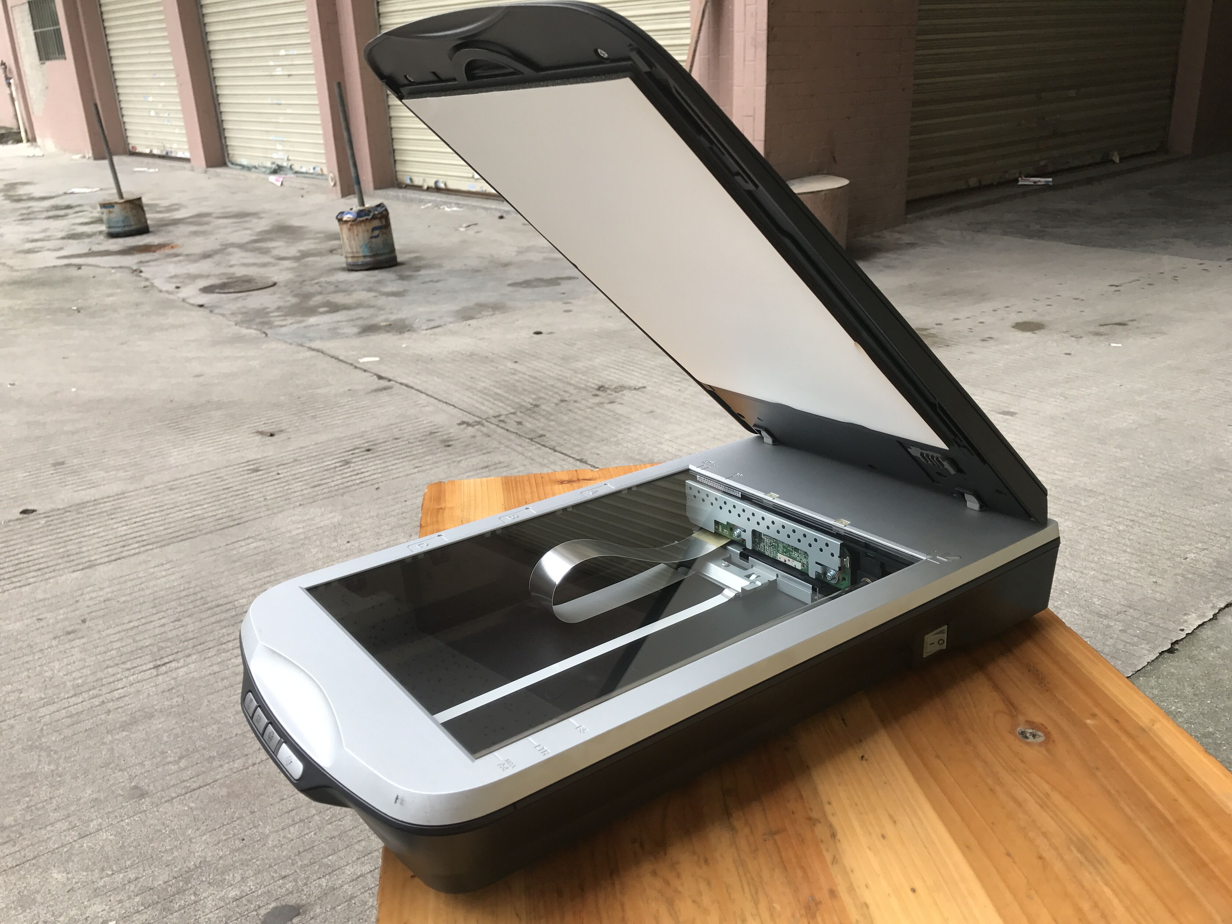 Epson Epson V500 4490 Máy quét ảnh Tạp chí A4 Tài liệu - Máy quét máy scan canon lide 120