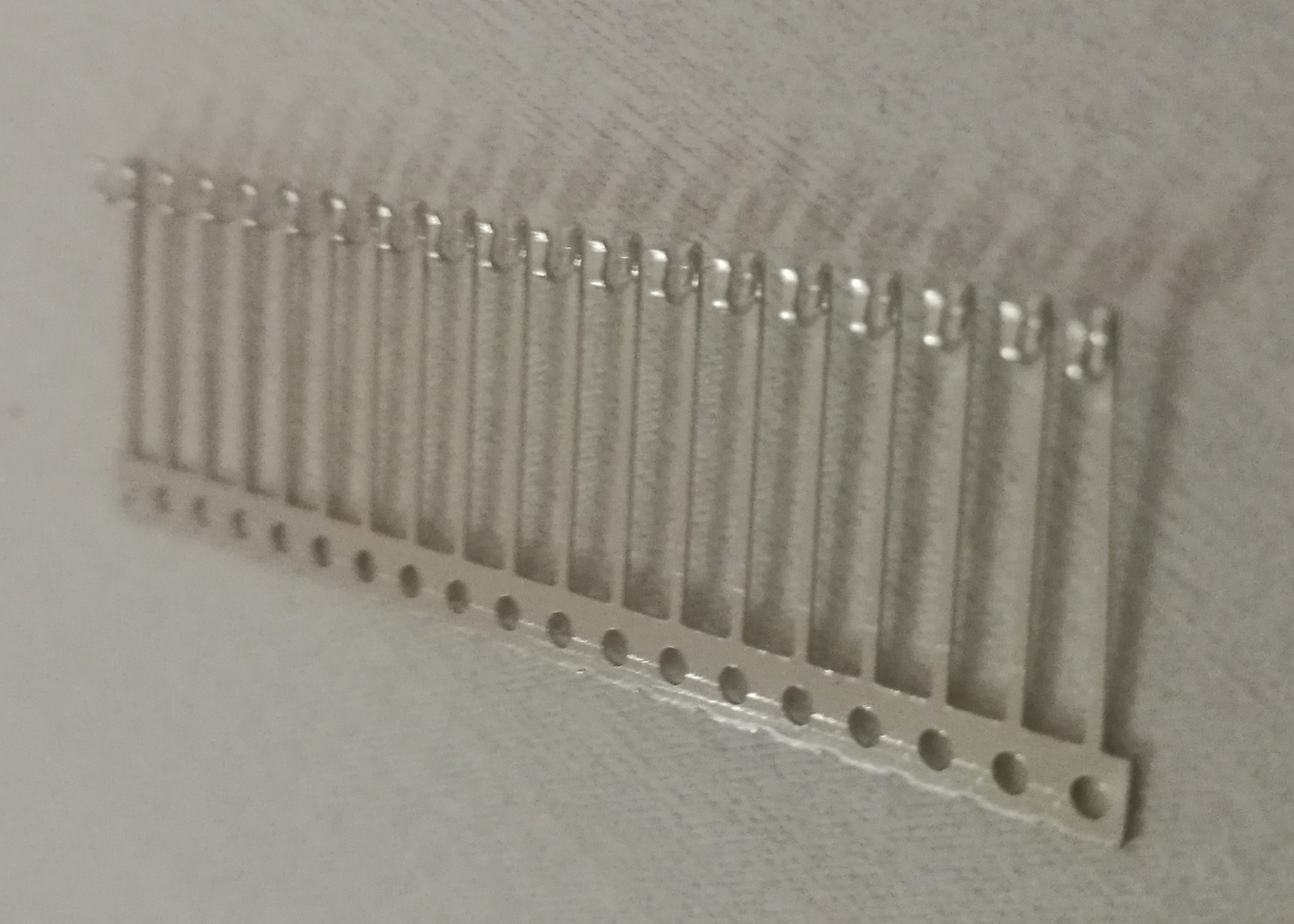 Lead terminal 242080