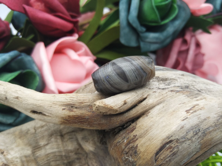 Tibetan tradition Tibetan style to pure old silk agate with eye of heaven old beads Tibetan Tantric Buddha Tianzhu side line