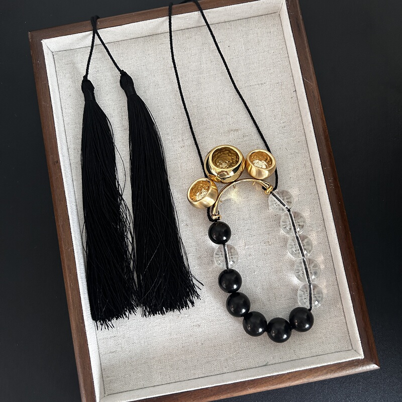 Jin Jing's Same Style White Crystal Tassel Necklace, Exaggerated, Fashionable, High-End, Vintage, Niche Design, Unique for Women Jin Jing's Same Style White Crystal Tassel Necklace, Exaggerated, Fashionable, High-End, Vintage, Niche Design, Unique for Women