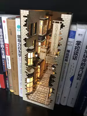 Harry Potter Diagon Alley book stand stand Bookshelf Handmade diy model creative gift ornament Hogwarts Castle