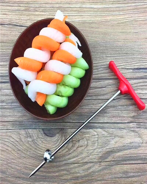 Lin kitchen spiral artifact Magic scroll cucumber rotating cucumber knife Spiral twist knife Calligraphy plate decorative pad paper