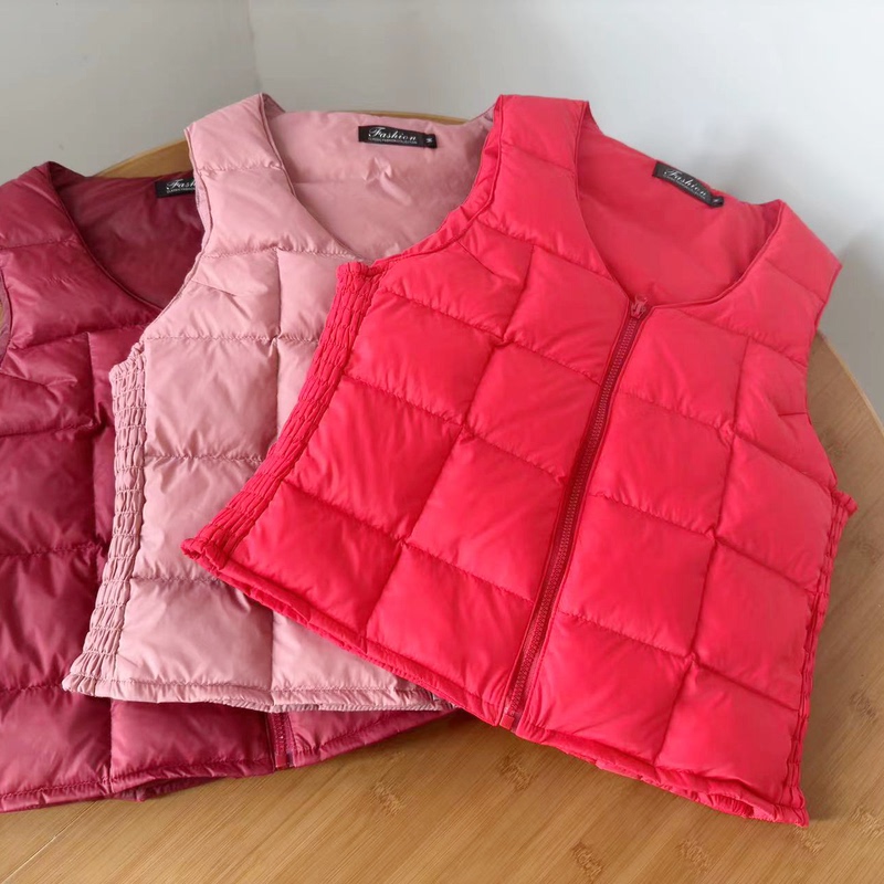 Down Vest for Women, Red for Their Zodiac Year, Autumn and Winter, White Duck Down, Warm Inner Layer, Fleece-Lined and Thickened