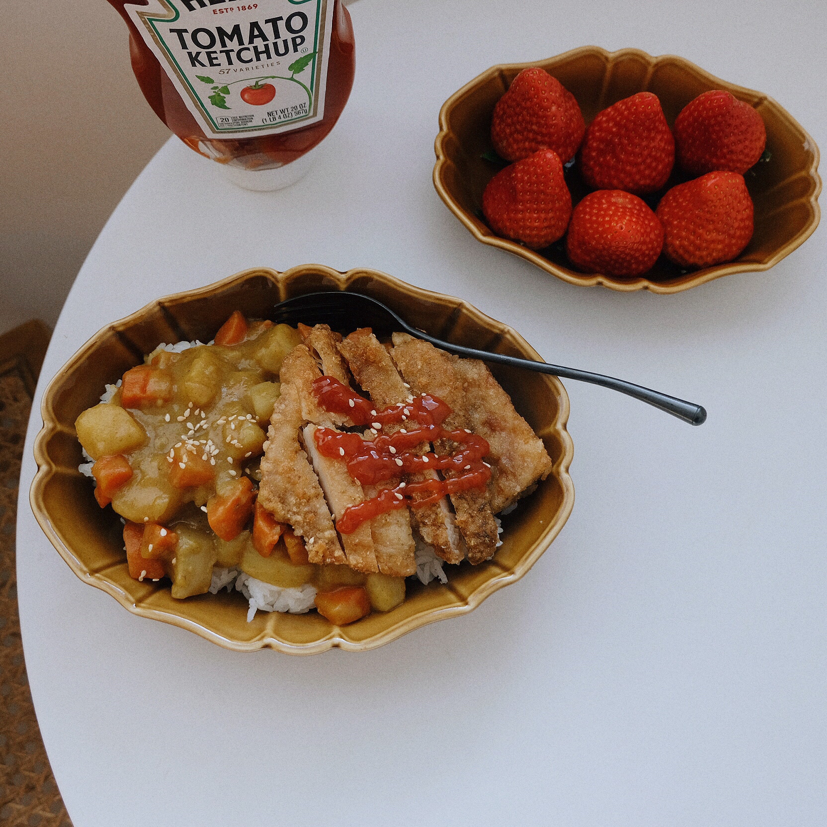 Suri Chunhe Japanese retro embossed lace oval underglaze Dutch muffin baking dish baked rice salad plate