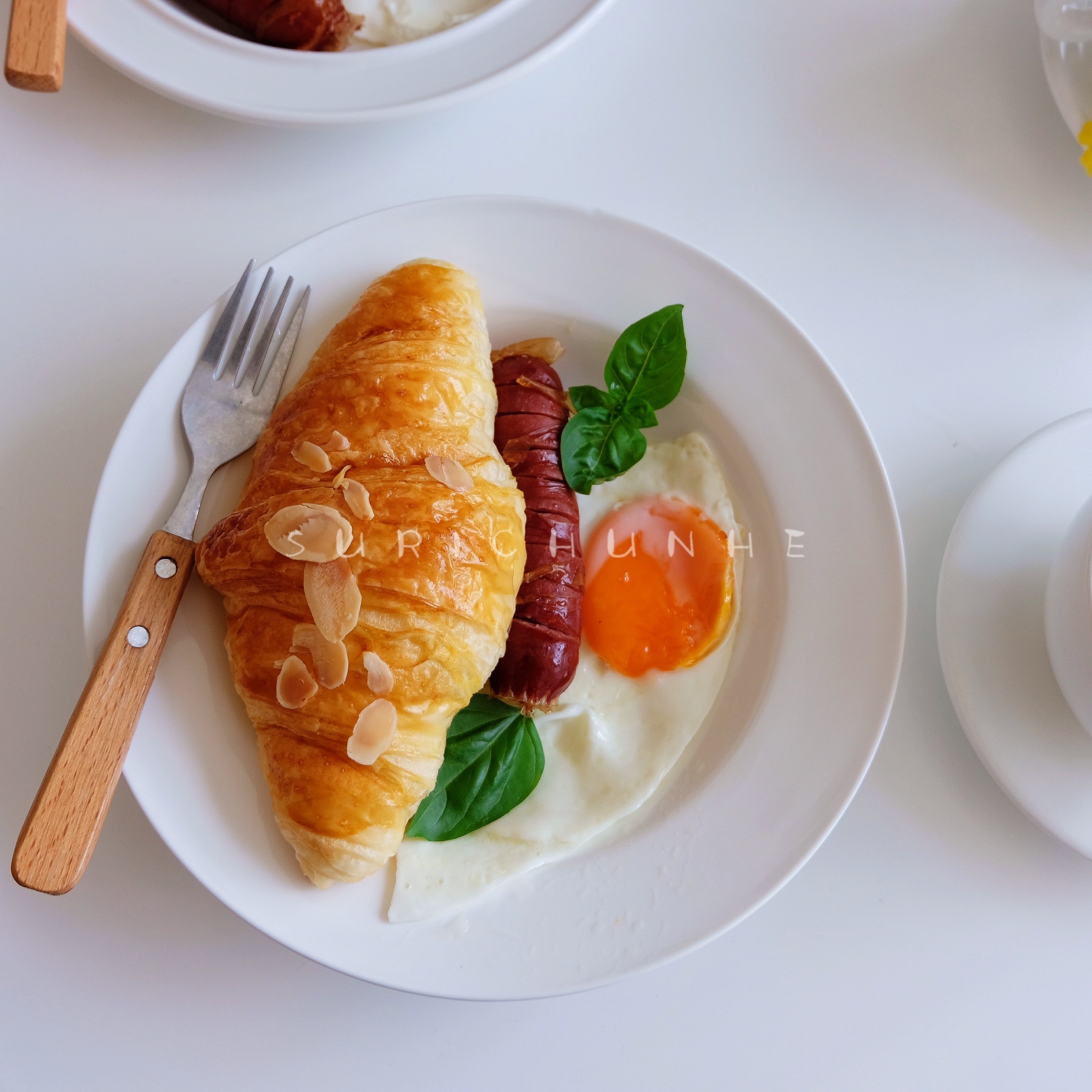 Su Ri Chunhe_Pure White Plate Series Milky White Thick Straw Hat Plate Pasta Bowl Pumpkin Soup Plate