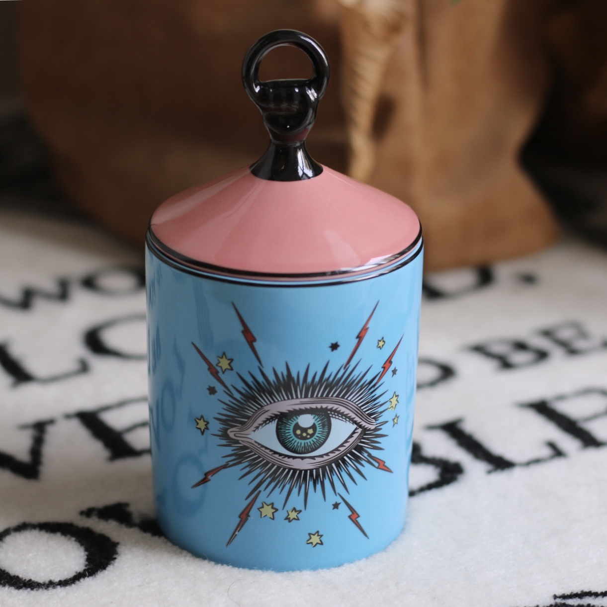 (Mengtian Liangpin) Retro Eyes Star Eye Art Decoration Decoration Ceramic Storage Pot Aromatherapy Pot Storage Pot