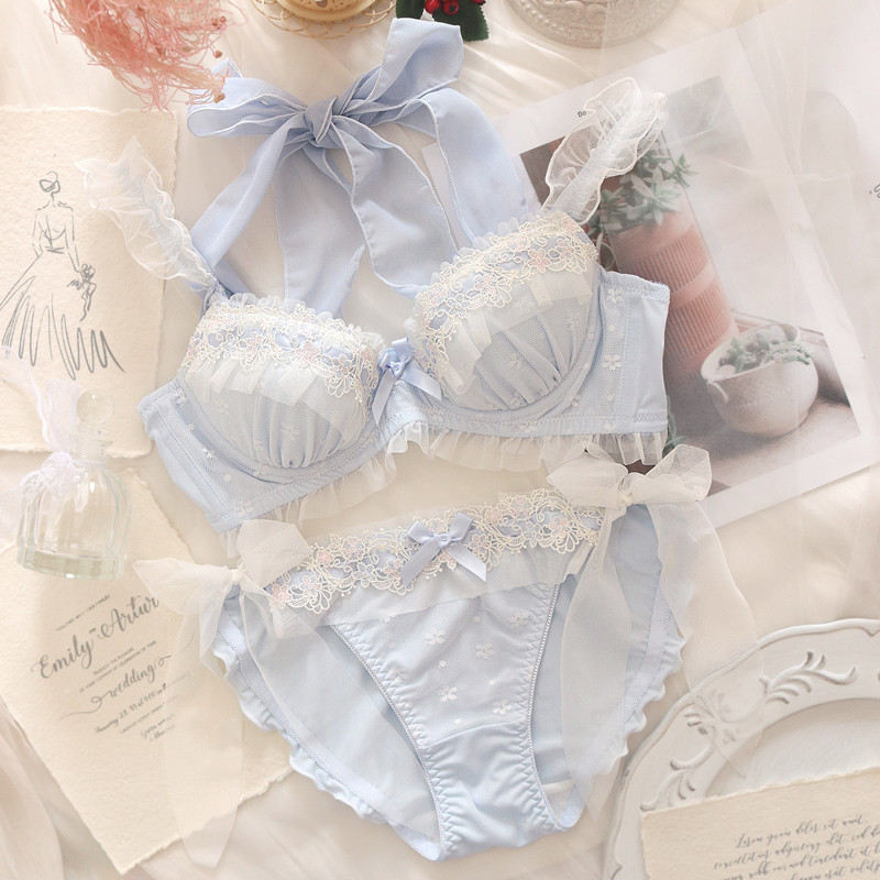 About plain Japanese girl underwear Cute fresh blue halter neck gathered big chest small rimmed large size bra set