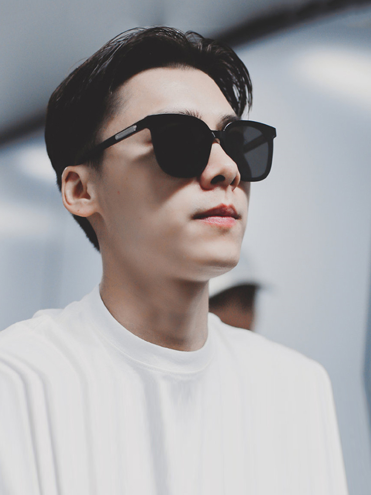 Male style sunglasses Yuppie Handsome Polarized Myopia Glasses Fashion Trends Summer Nets Red-in-car sunglasses Anti-UV