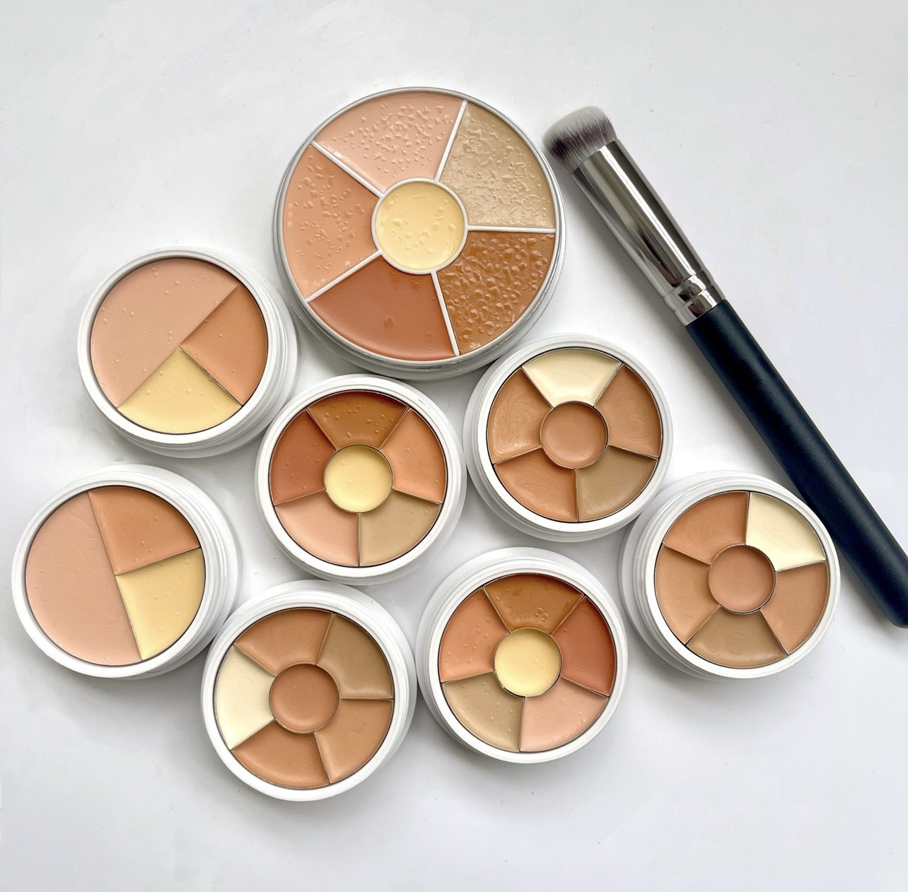 Send 270 Brushed Little Pigs Opera Phantom Pilot Trial Package Flawless Paste Test Color China Customised Three-color Pan Base Nourishing