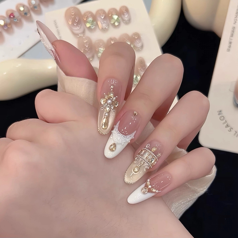 Angel Castle Light Luxury French Style Sparkling Champagne Cat Eye Handmade Wearable Nails Whitening Wedding Nails Manicure