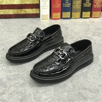 New Korean version Bean Bean Shoes Lacquer Leather Tide Mens Shoes Business Casual Shoes Thick Bottom Bright Face Crocodile Tattoo a Foot Pedal Spring Fall