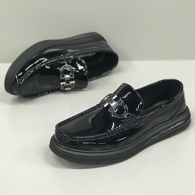 Doudou shoes 2022 new men's trend thick bottom patent leather soft bottom casual leather shoes leather spring and autumn one pedal