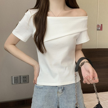 Gentle and Elegant One-Shoulder Asymmetrical Short-Sleeve T-Shirt for Women, New Summer Style with Unique Design and Irregular Off-Shoulder Top