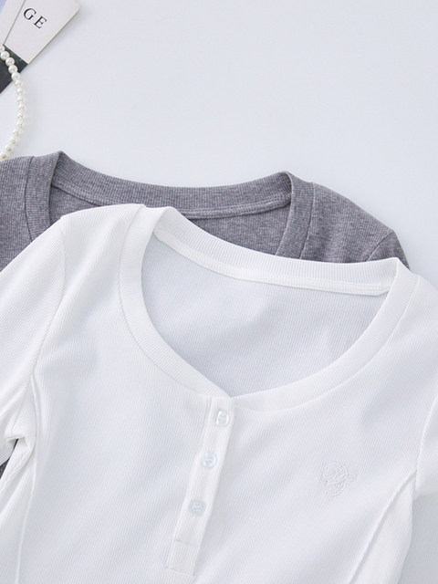 Exquisite Letter Embroidery Round Neck Long-Sleeve T-Shirt for Women, New Spring Design with Fishbone Pattern, Slim Fit Sweetheart Neckline Versatile Top