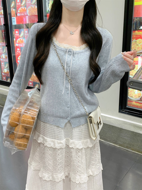 Lace Patchwork Fake Two-Piece Long-Sleeved Knit Sweater for Women, New Autumn Korean Style Elegant Square-Neck Single-Breasted Cardigan