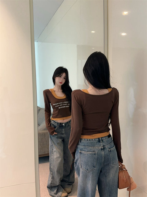 Sexy Hot Girl Color-Blocking Letter Print Long-Sleeve T-Shirt for Women, New Autumn and Winter Slim-Fit Pure Desire Style Tank Top Two-Piece Set