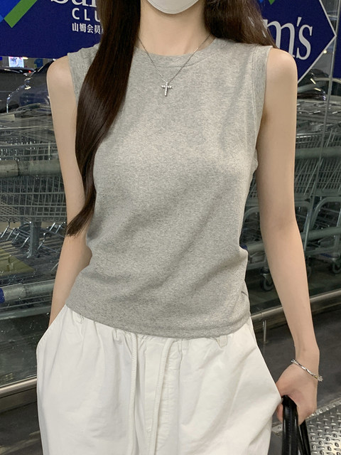 Commuting Versatile Round-Neck Sleeveless Outerwear Vest for Women, New Summer Korean Style Simple Gray Slim-Fit Camisole