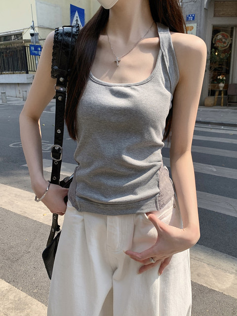 Lace Patchwork Design Slim-Fit Hot Girl Tank Top for Women, New Summer Style, Versatile Round Neck Base Camisole