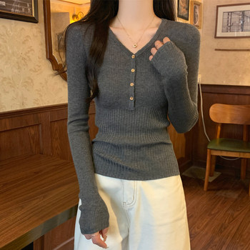 Korean Style Button V-Neck Slim Fit Soft Knit Sweater for Women 2025 Autumn New Simple and Stylish Long-Sleeve Base Sweater