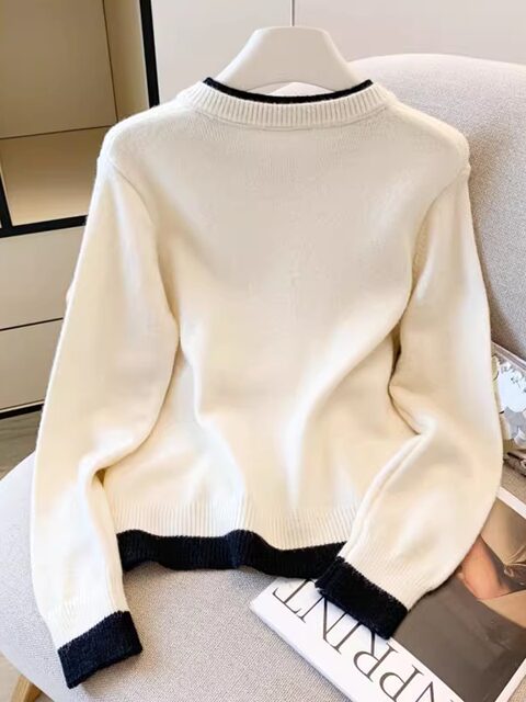 Korean Style Color-Block Round Neck Fake Two-Piece Knitted Cardigan for Women, New Autumn and Winter Fashion, Stylish Dopamine Button-Up Sweater