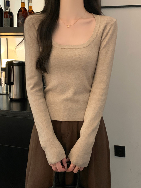 Gentle Temperament, Square Collar, Slim-Fitting Long-Sleeved Knitwear for Women, Andy Velvet Inner Layer, New Autumn Style Korean Style Simple Sweater