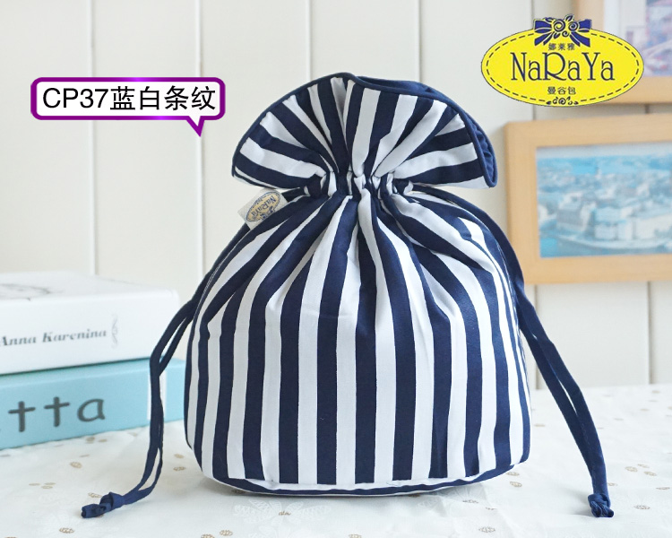2018 New Authentic Thai Naraya Bangkok Bag Padded Storage 2018 New Authentic Thai Naraya Bangkok Bag Padded Storage Cosmetic Bundle Pocket