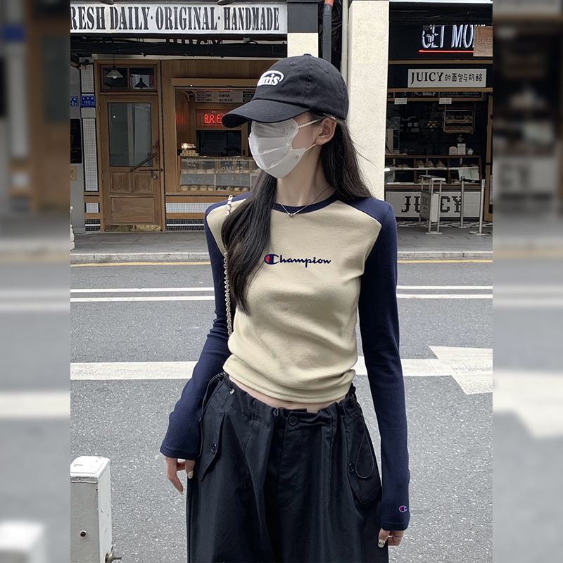 Japanese Trendy Brand Champion 2026 Spring Design Color-Block Raglan Long-Sleeve T-Shirt for Women, Slim Fit, Flattering Base Layer Top Japanese Trendy Brand Champion 2026 Spring Design Color-Block Raglan Long-Sleeve T-Shirt for Women, Slim Fit, Flattering Base Layer Top