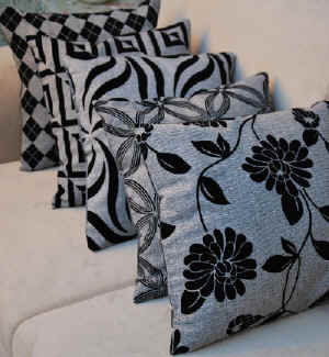 100 lap single pint numb with pillow sofa for car cushions leaning on pillowland garb with pillow cover 45 60