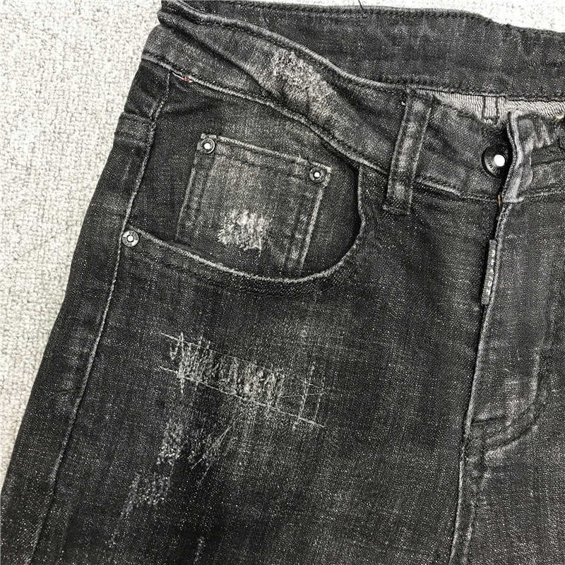 A trendy man in the autumn and winter season, with a new style of slimming, embroidered cat whiskers, black skinny jeans, a socially spirited young man, and a Kuaishou Internet celebrity pic 14