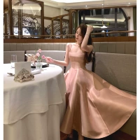 Мясное и оранжево -порошковое платье