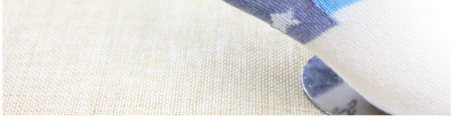 Giải phóng mặt bằng vớ trẻ em cotton bé xuân xuân và thu bé vớ mùa thu và mùa đông cotton 1-3 phim hoạt hình dễ thương tất đùi