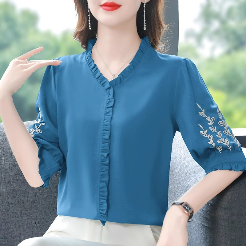 New Embroidered Half-Sleeve Shirt for Middle-Aged and Elderly Women, Summer Wear, Loose Fit, Tummy-Covering, Stylish Ruffled Top for Mothers