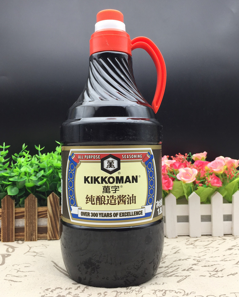 Japanese Wanzi pure brewed soy sauce Kikkowan pure brewed soy sauce Wanzi thick mouth soy sauce 1 8L