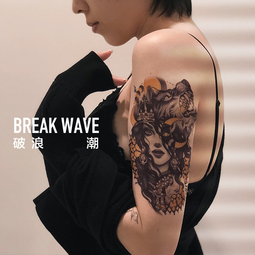Break the tide original tattoo stickers waterproof flower arms Europe and the United States newschool realistic beauty wolf head flower legs men and women