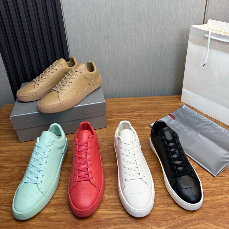 2026 New Model Genuine Leather Versatile Men's Sneakers European Style Triangle Logo Fashion Thick-Soled Lace-Up Casual Shoes White Sneakers